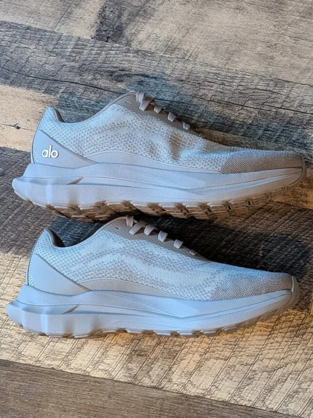 Alo Runner Shoes Gravel Breathable Mesh Upper